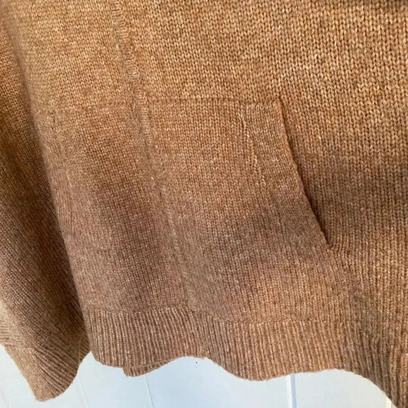 J.Crew, Merino Wool and Alpaca, Relaxed Turtleneck Poncho, Heather Desert, Tan - Picture 7 of 11